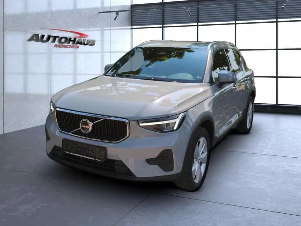 Volvo XC40 XC 40 Core 2WD 04/2024-photo-2