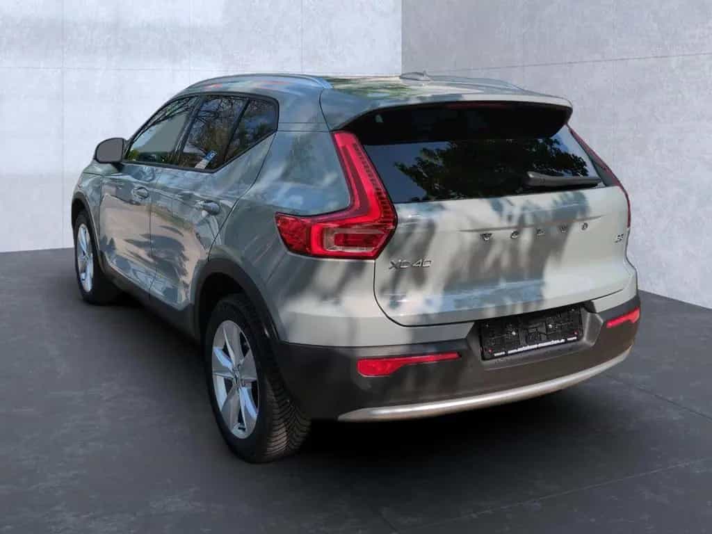 Volvo XC40 XC 40 Core 2WD 04/2024-photo-4
