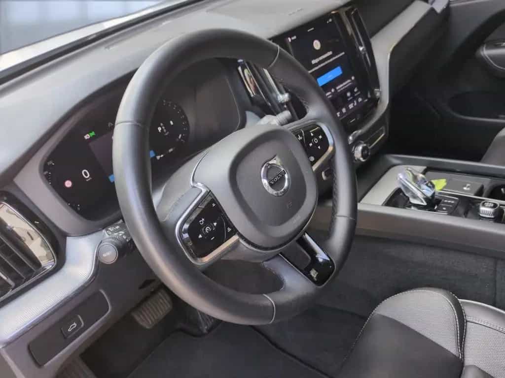 Volvo XC60 XC 60 Plus Dark AWD Bluetooth LED Klima Standhzg 05/2023-photo-12