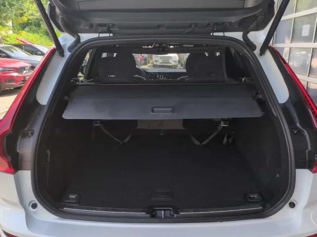 Volvo XC60 XC 60 Plus Dark AWD Bluetooth LED Klima Standhzg 05/2023-photo-23