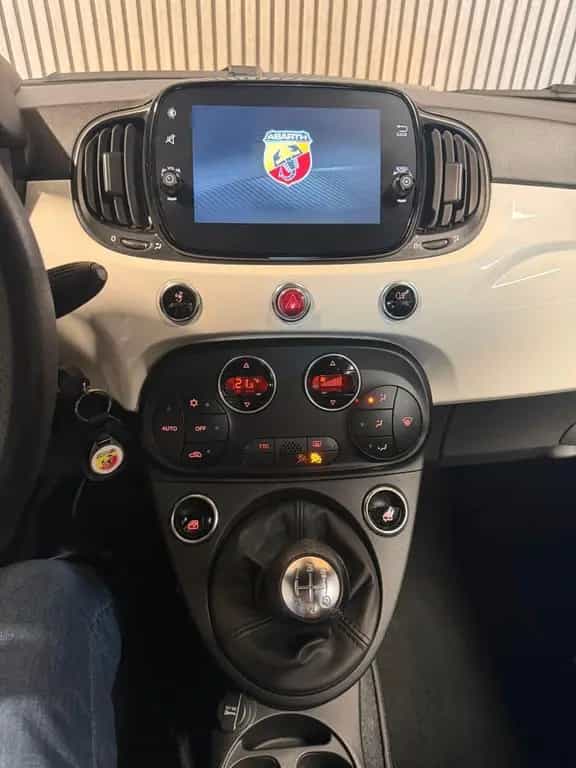 Abarth 500 595  1.HAND 09/2022-photo-25