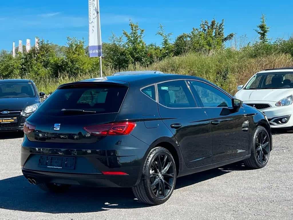 Seat Leon FR Panorama+Navi+ACT+Carplay 02/2020-photo-6