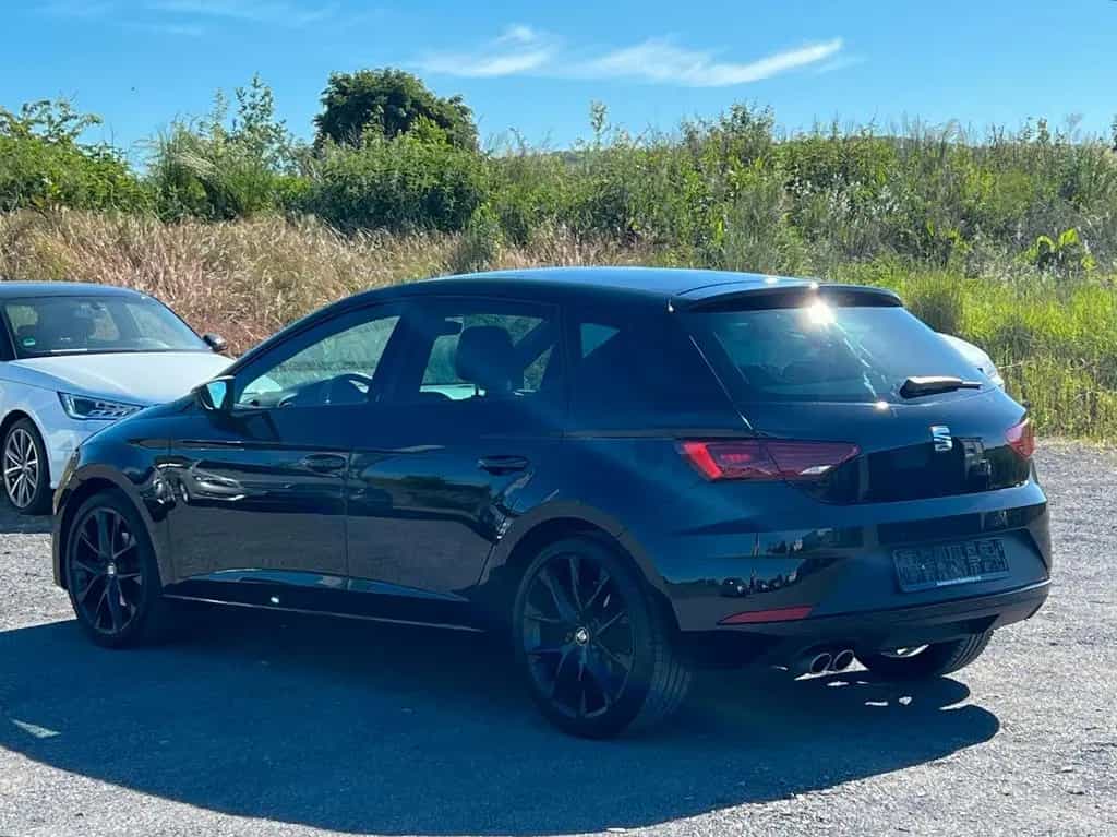 Seat Leon FR Panorama+Navi+ACT+Carplay 02/2020-photo-7