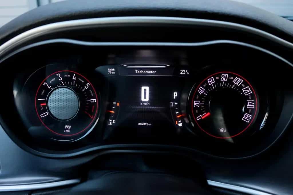 Dodge Challenger 3.6 WideBody/SHZ/CarPlay/KAMERA/R20 07/2020-photo-14