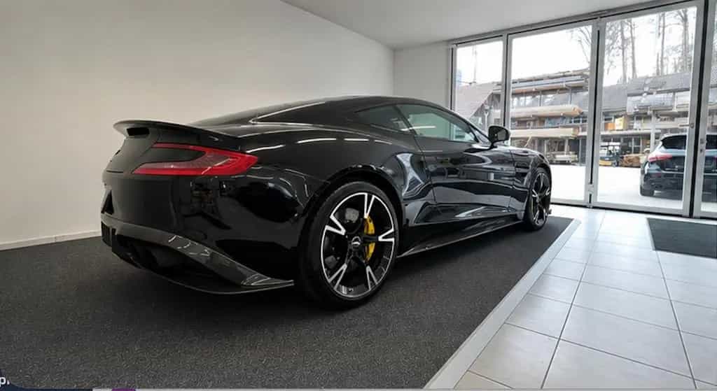 Aston Martin Vanquish 1/175!!! Vanquish S Ultimate Edition 10/2018-photo-1