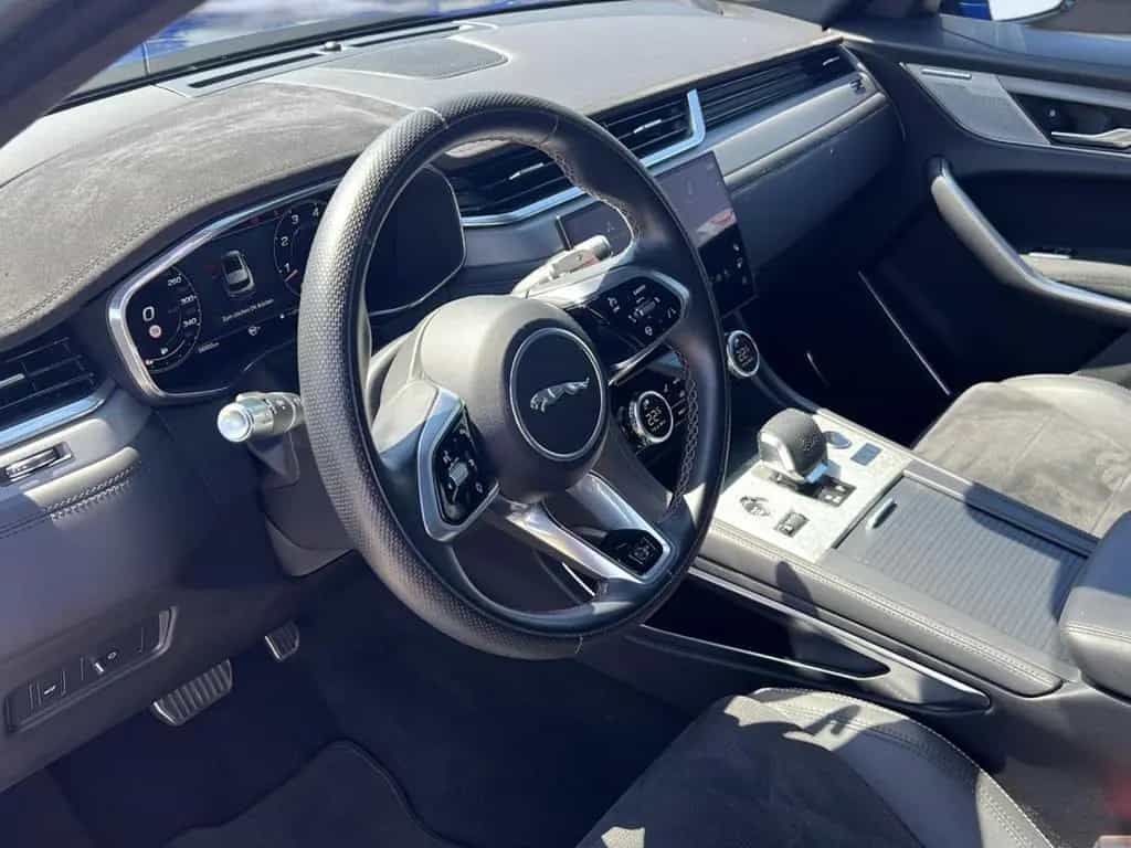 Jaguar F-Pace P550 AWD SVR 05/2021-photo-10