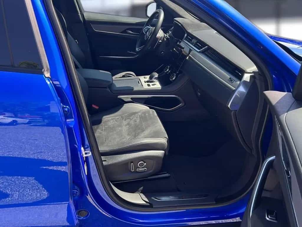 Jaguar F-Pace P550 AWD SVR 05/2021-photo-19