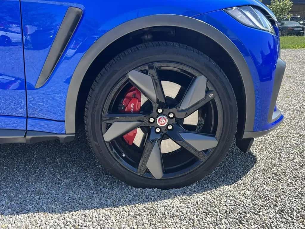Jaguar F-Pace P550 AWD SVR 05/2021-photo-21