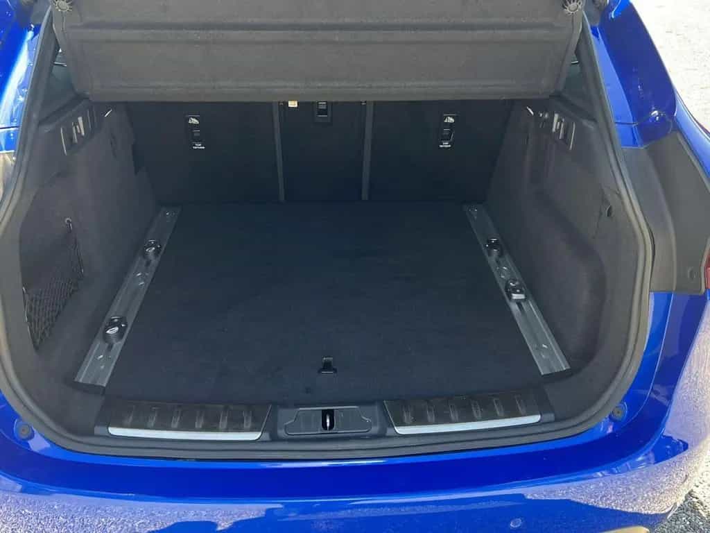 Jaguar F-Pace P550 AWD SVR 05/2021-photo-22