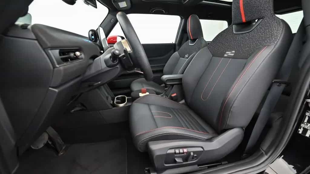 MINI Cooper S 11/2024-photo-10