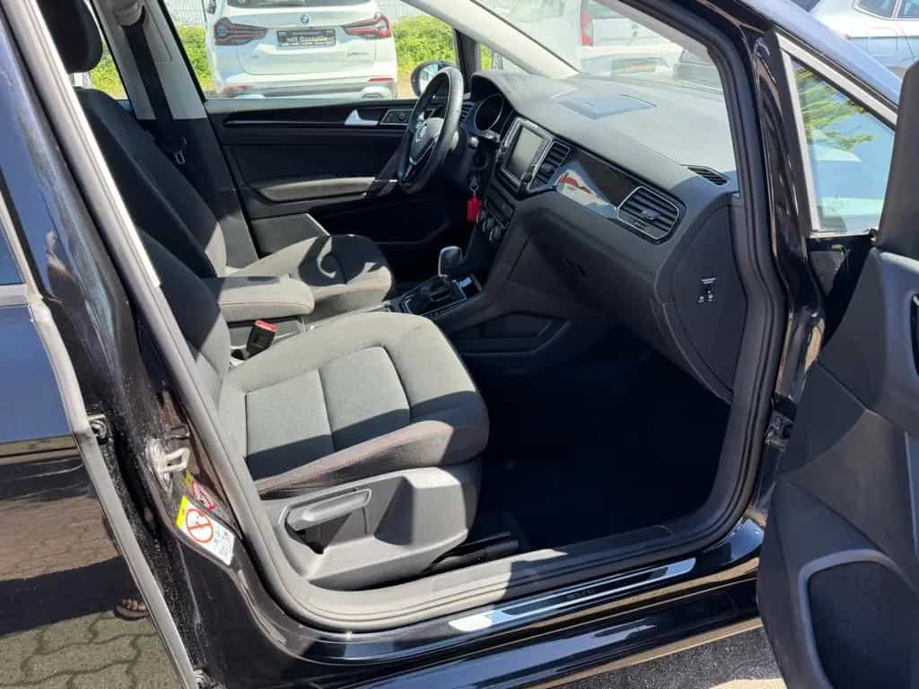 Volkswagen Golf Sportsvan VII DSG Sound BMT/Tel:01727199990 07/2017-photo-20