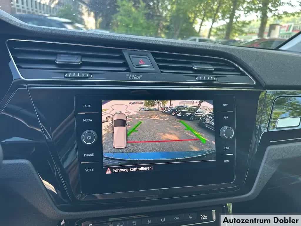 Volkswagen Touran 1.5 TSI Highline AHK Kamera 7-Sitzer Navi 06/2019-photo-20