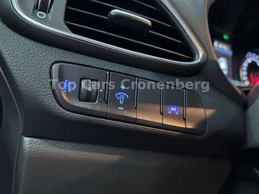 Hyundai i30 N Performance*Panorama*MB-Design*Navi*LED* 11/2019-photo-19