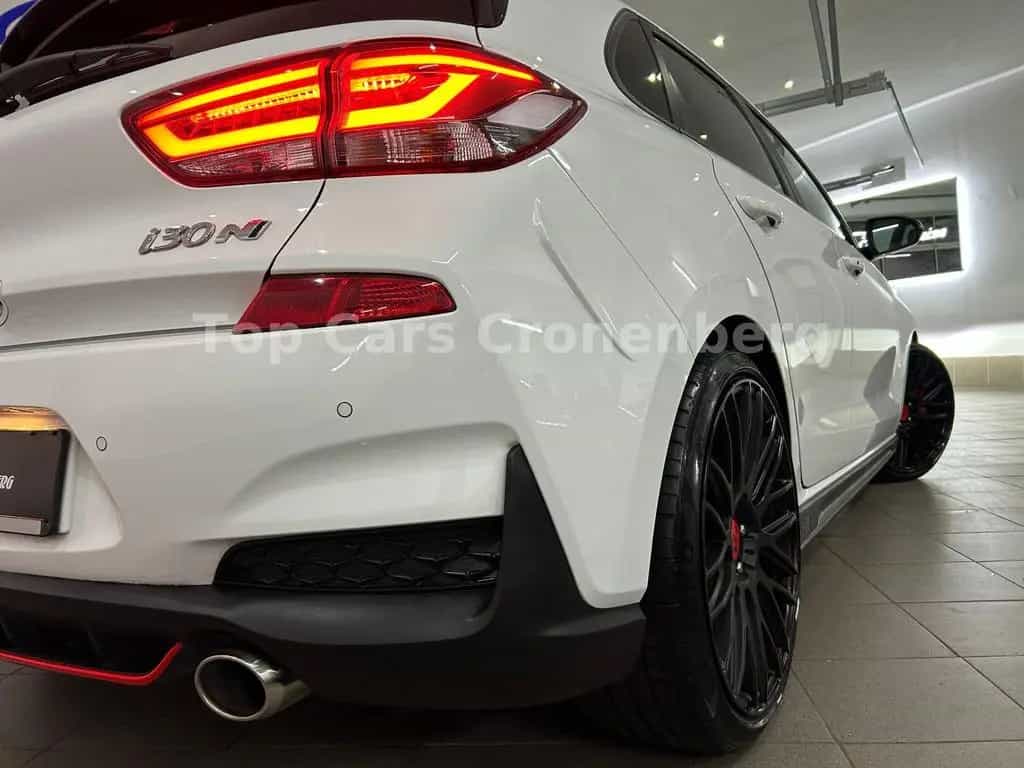 Hyundai i30 N Performance*Panorama*MB-Design*Navi*LED* 11/2019-photo-36