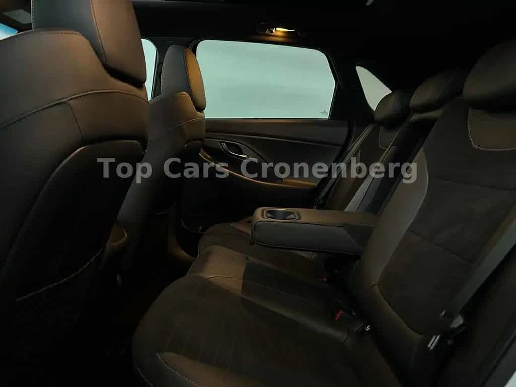 Hyundai i30 N Performance*Panorama*MB-Design*Navi*LED* 11/2019-photo-5