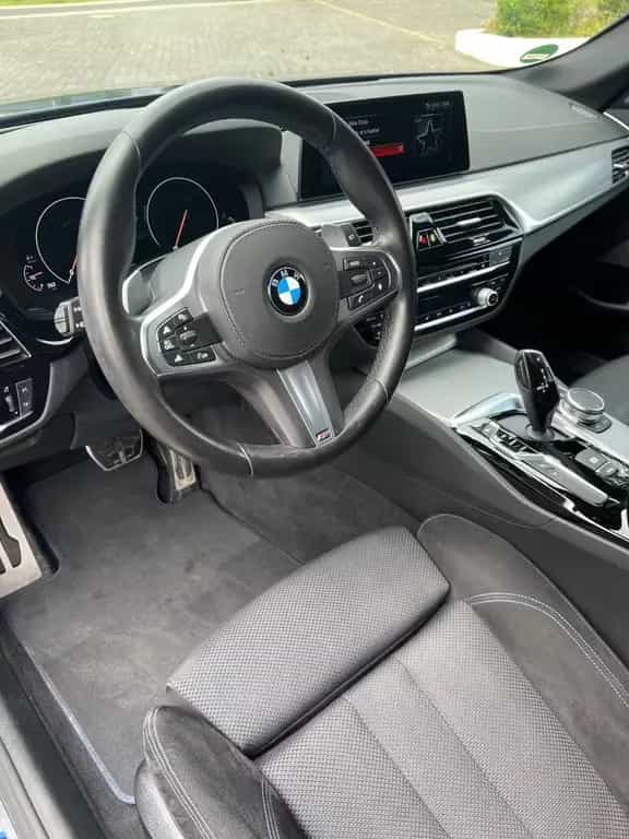 BMW 530 d Touring M-Sport AHK 360 Kamera H/K HUD 05/2019-photo-11