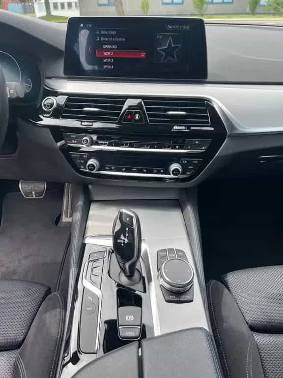 BMW 530 d Touring M-Sport AHK 360 Kamera H/K HUD 05/2019-photo-17