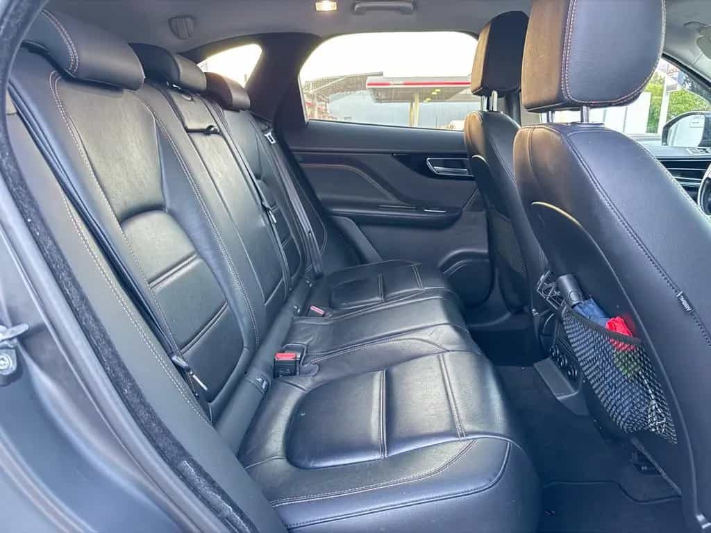 Jaguar F-Pace F-PACE 20d Pure R-Sport Aut. *Nav*Leder*L 03/2018-photo-14