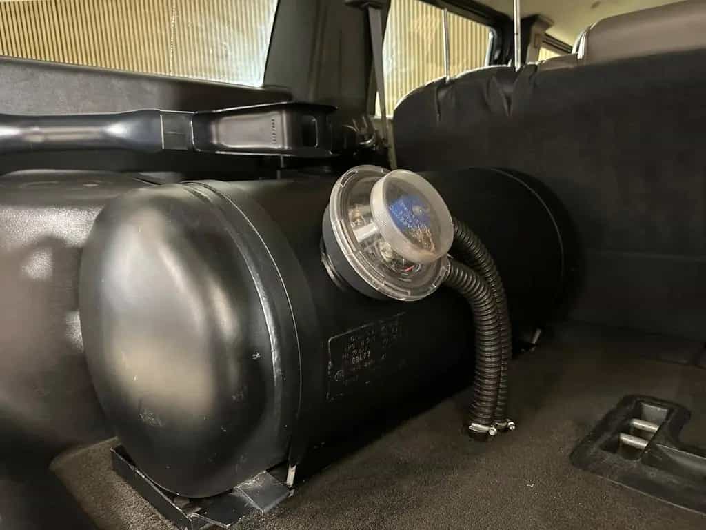 Hummer H2 6.0 V8 +PRINS LPG+BOSE+AHK+LEDER+3.HAND+ 08/2005-photo-18