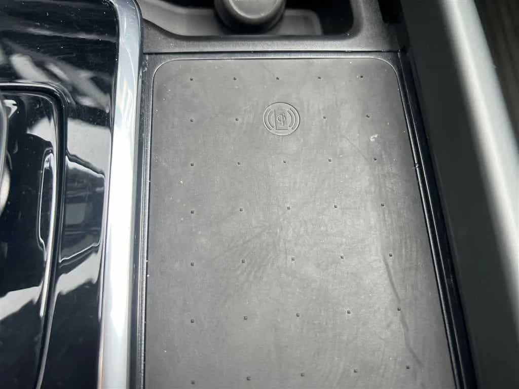 Volvo XC60 XC 60 Plus Dark 2.0 B5 D AWD Automatik Business 01/2025-photo-35