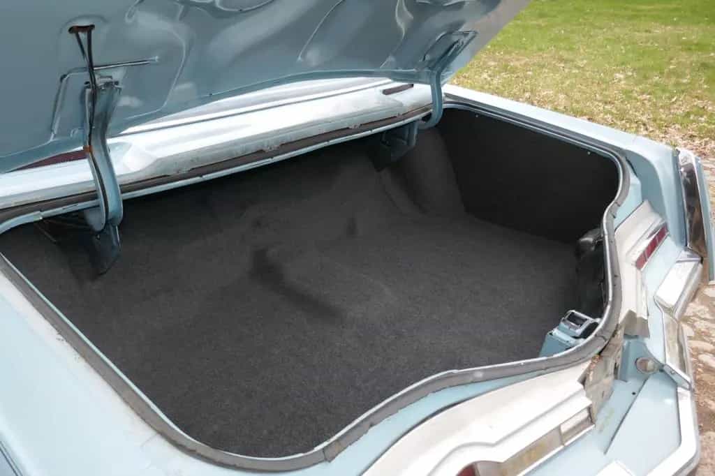 Oldsmobile Toronado Brougham 1975 07/1975-photo-11