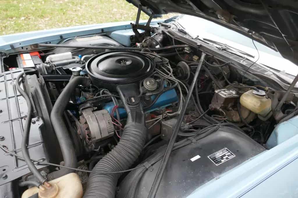 Oldsmobile Toronado Brougham 1975 07/1975-photo-13