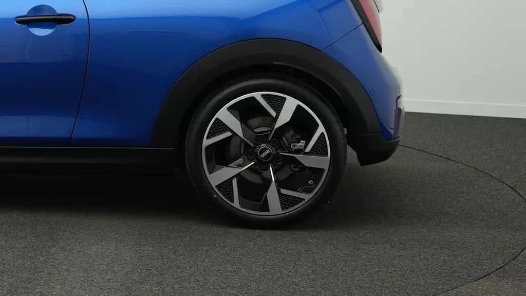 MINI Cooper C 04/2025-photo-15