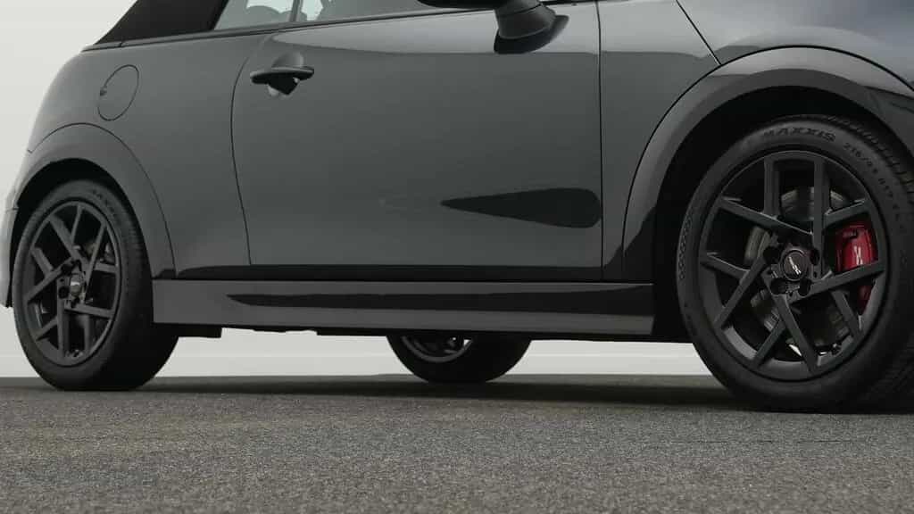 MINI John Cooper Works Cabrio 04/2025-photo-23