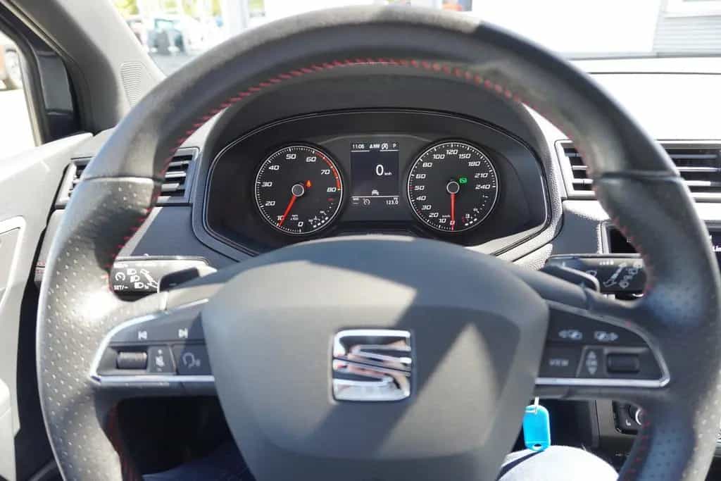 Seat Arona 1.0 TSI FR DSG Navi LED PDC Sitzheizung 02/2021-photo-20