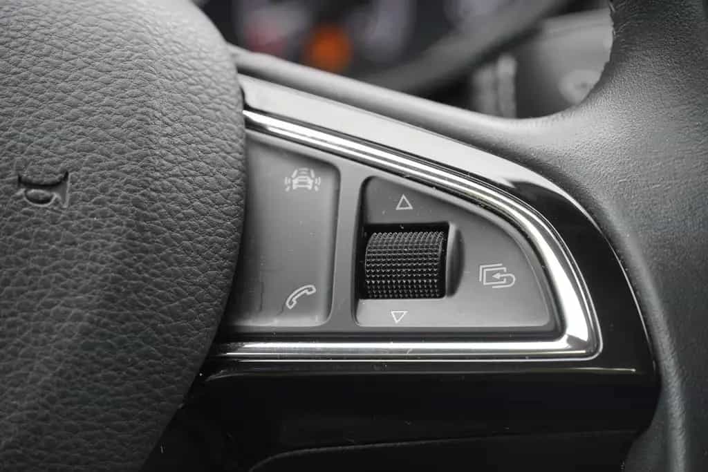 Skoda Octavia Combi 1.5 16V TSI Clever LED AHK Navi 05/2018-photo-16