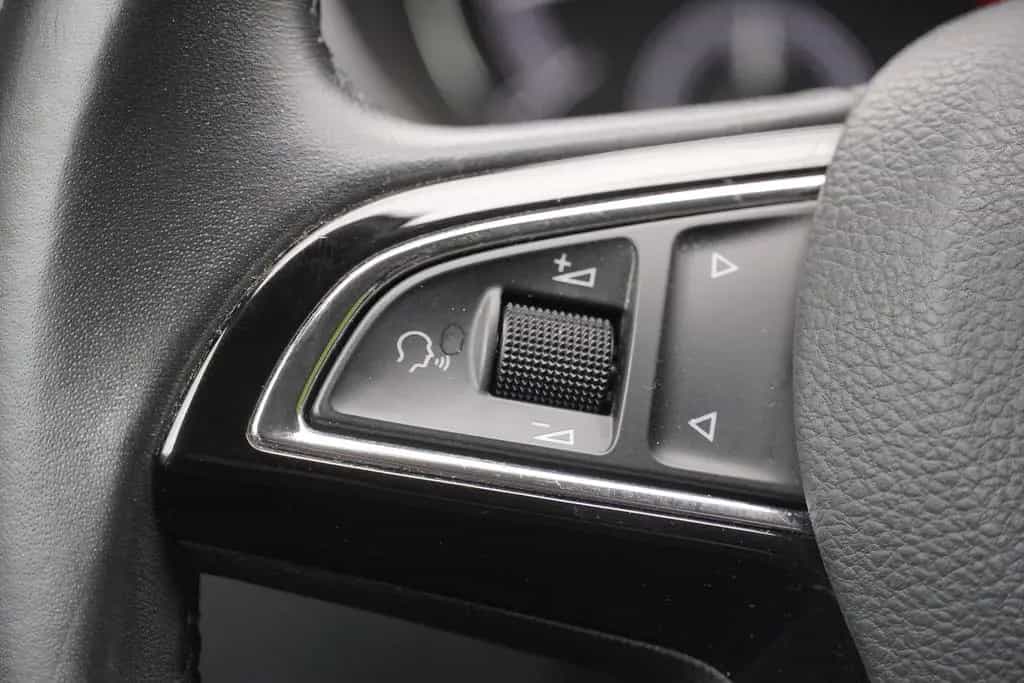 Skoda Octavia Combi 1.5 16V TSI Clever LED AHK Navi 05/2018-photo-17