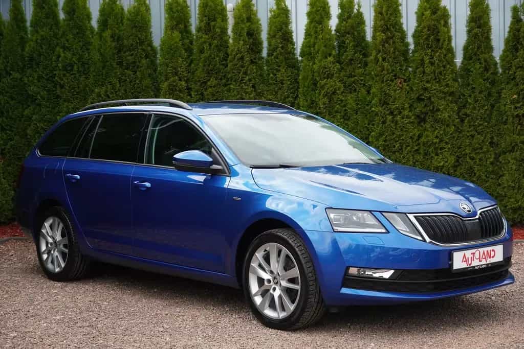 Skoda Octavia Combi 1.5 16V TSI Clever LED AHK Navi 05/2018-photo-2