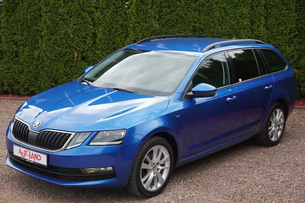 Skoda Octavia Combi 1.5 16V TSI Clever LED AHK Navi 05/2018-photo-7
