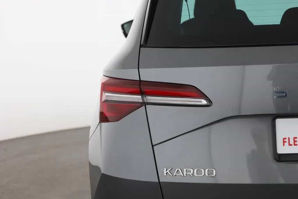 Skoda Karoq 1.5 TSI DSG LED Kamera Sitzheizung 06/2024-photo-30