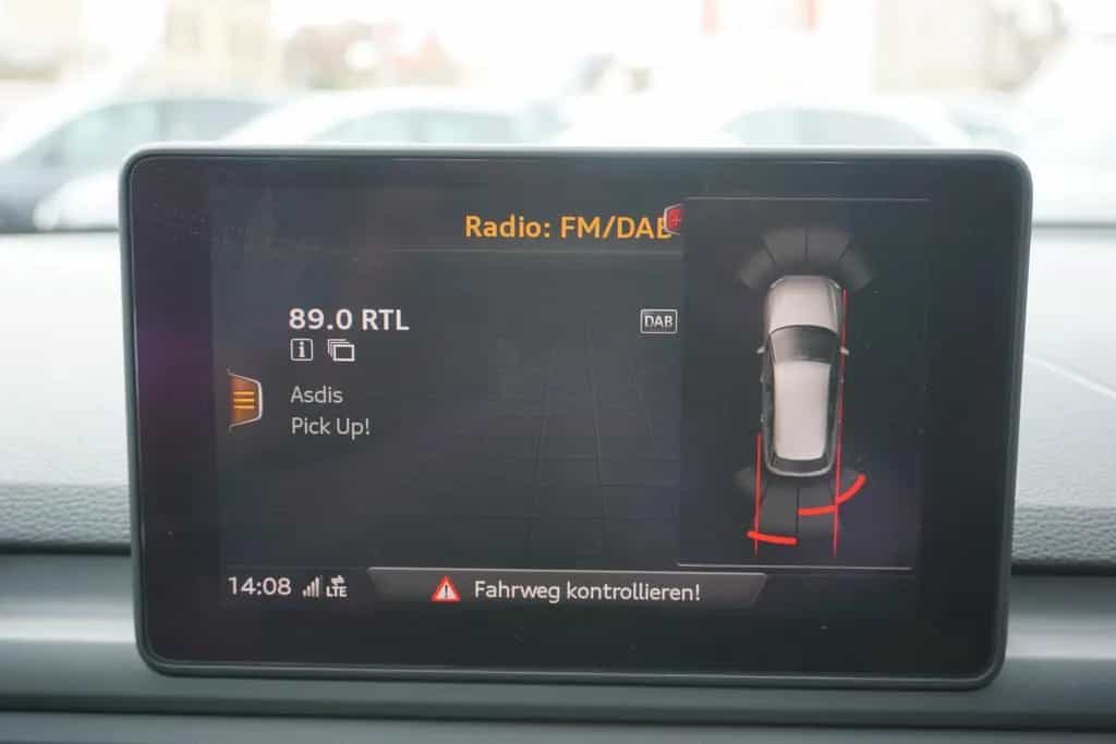 Audi A4 Avant 1.4 TFSI basis LED Tempomat Sitzheizung 04/2018-photo-11