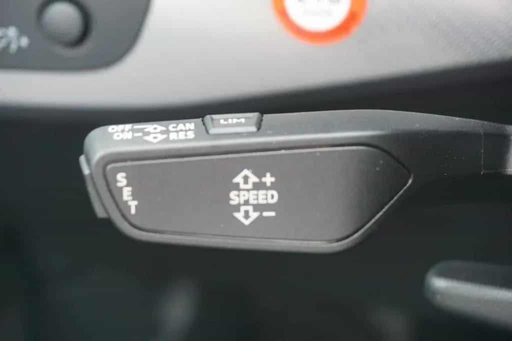 Audi A4 Avant 1.4 TFSI basis LED Tempomat Sitzheizung 04/2018-photo-20