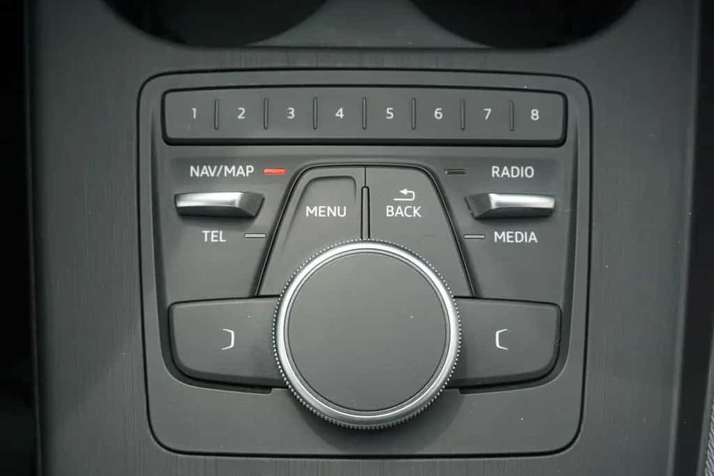 Audi A4 Avant 1.4 TFSI basis LED Tempomat Sitzheizung 04/2018-photo-26