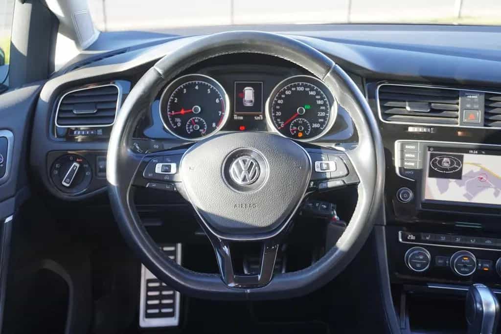 Volkswagen Golf VII Variant 1.2 Allstar BMT DSG Navi PDC 06/2016-photo-13