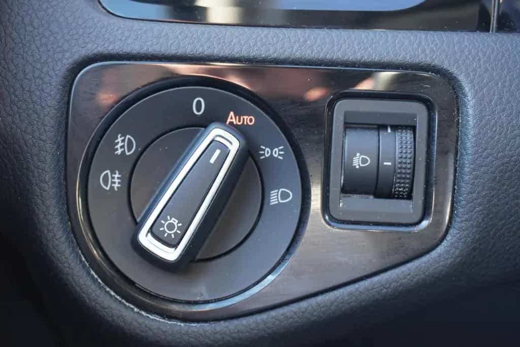 Volkswagen Golf VII Variant 1.2 Allstar BMT DSG Navi PDC 06/2016-photo-17