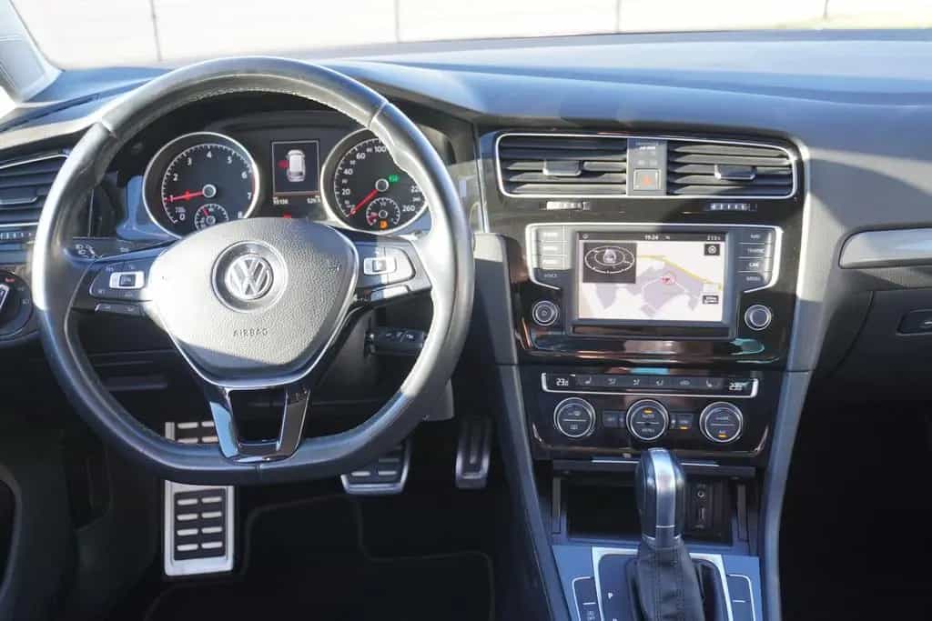 Volkswagen Golf VII Variant 1.2 Allstar BMT DSG Navi PDC 06/2016-photo-23
