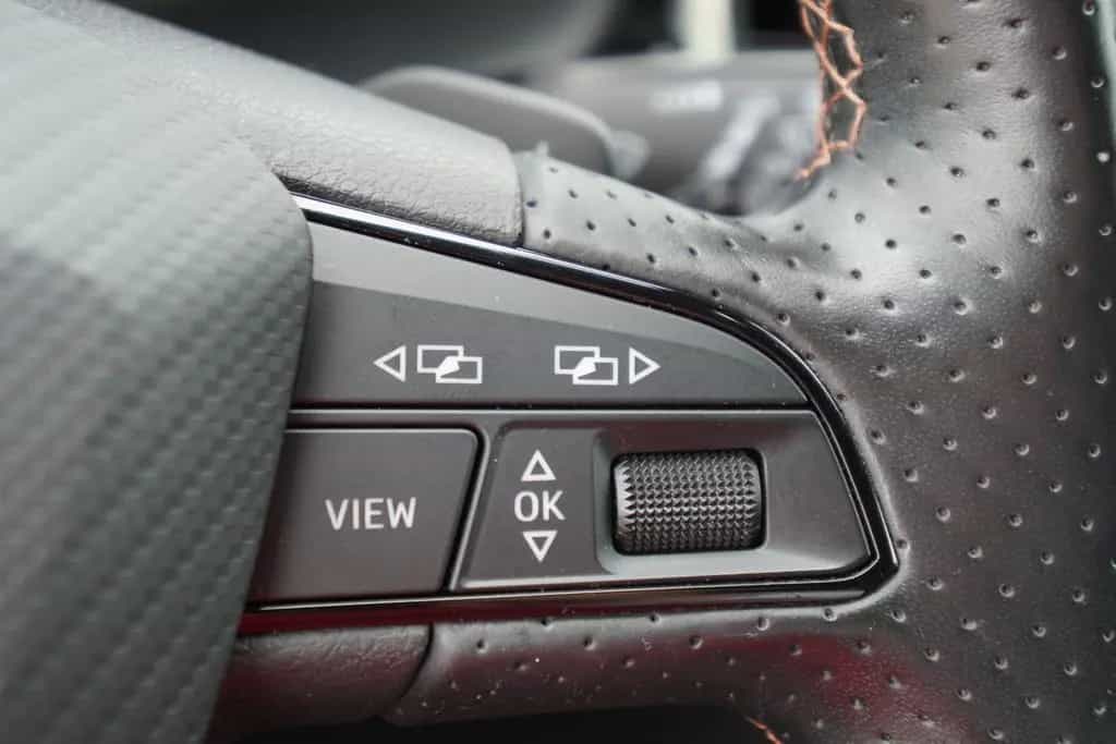 Cupra Ateca 2.0 TSI DSG 4Drive LED ACC Navi 360° Beats 12/2018-photo-34