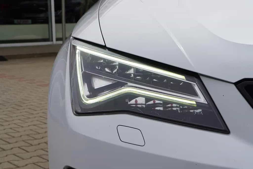 Cupra Ateca 2.0 TSI DSG 4Drive LED ACC Navi 360° Beats 12/2018-photo-8