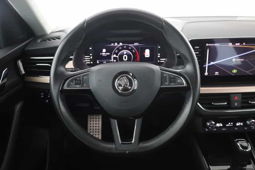 Skoda Kamiq 1.5 TSI DSG Style LED Navi Kamera PDC AHK 03/2020-photo-14