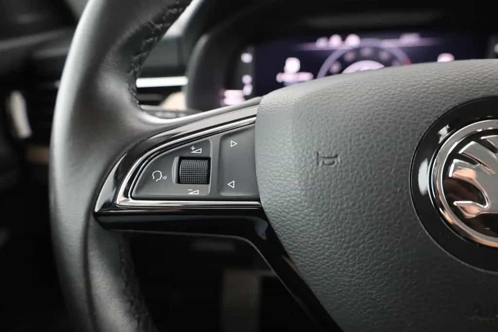 Skoda Kamiq 1.5 TSI DSG Style LED Navi Kamera PDC AHK 03/2020-photo-15