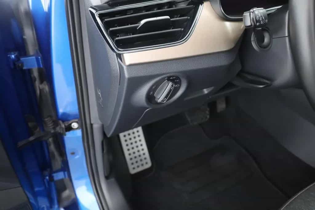 Skoda Kamiq 1.5 TSI DSG Style LED Navi Kamera PDC AHK 03/2020-photo-20