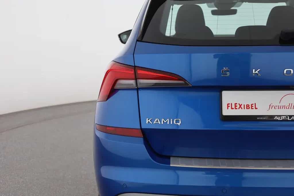 Skoda Kamiq 1.5 TSI DSG Style LED Navi Kamera PDC AHK 03/2020-photo-29