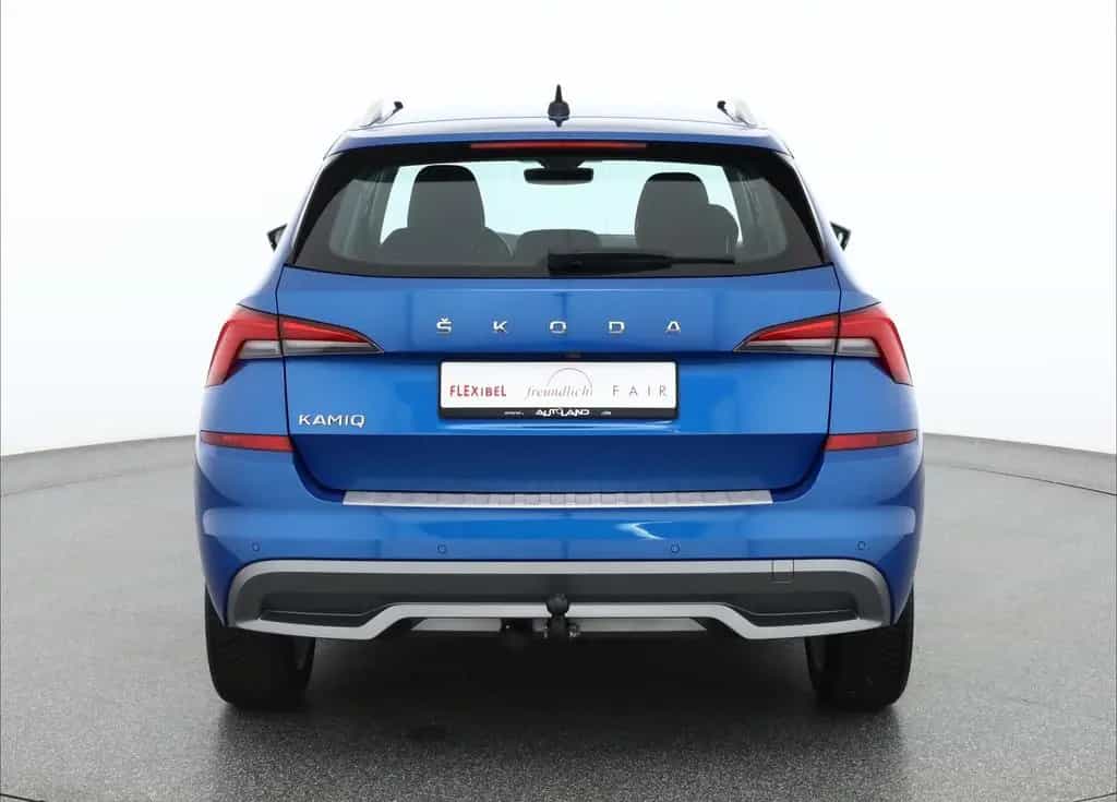 Skoda Kamiq 1.5 TSI DSG Style LED Navi Kamera PDC AHK 03/2020-photo-3