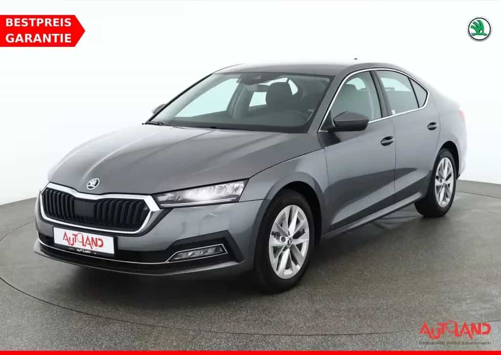 Skoda Octavia 1.5 TSI Style LED Navi Sitzheizung PDC 09/2022-photo-0