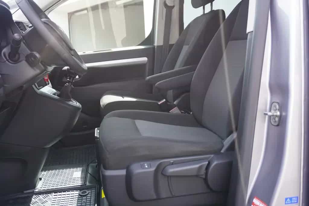 Toyota Proace (Verso) Proace Verso 2.0 D-4D L2 Kamera DAB Touchscreen 11/2022-photo-19