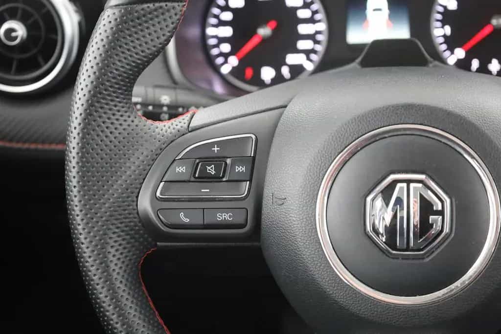 MG ZS 1.5 VTi-Tech Comfort LED Navi Kamera Tempomat 03/2025-photo-17